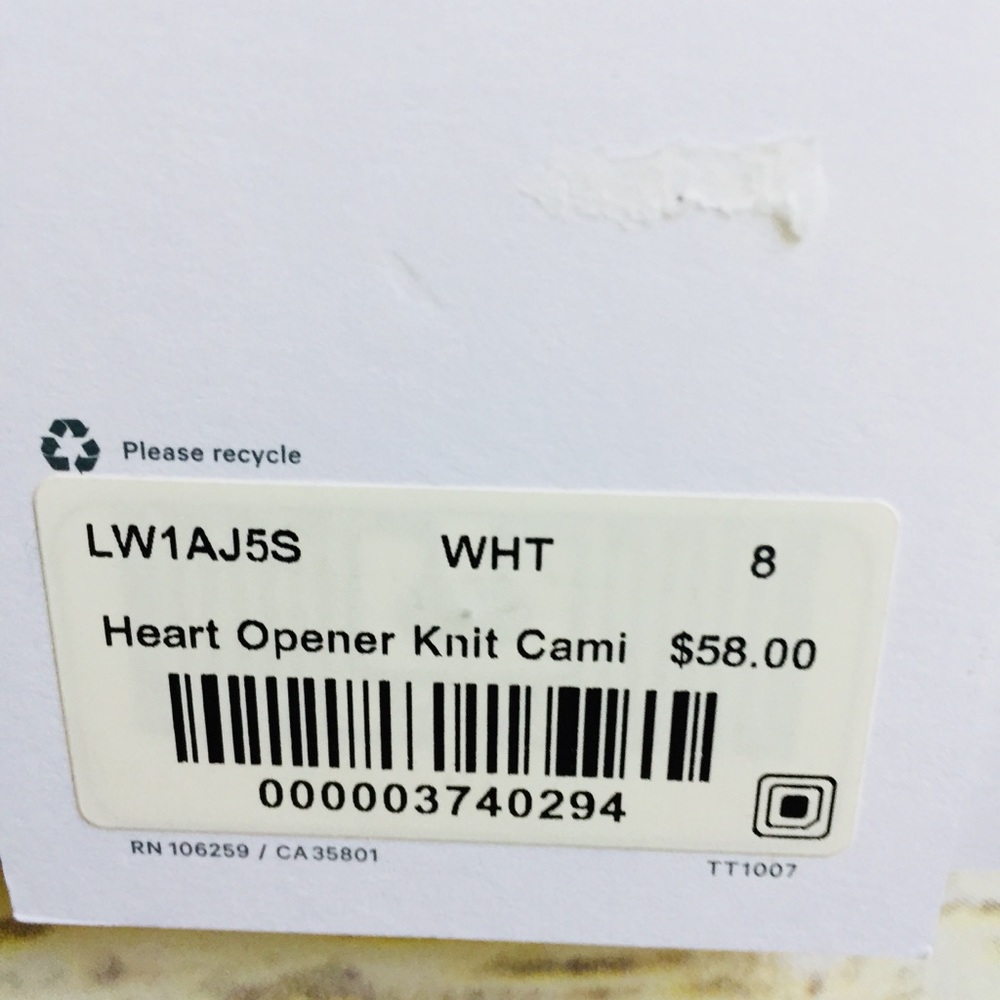 NWT lululemon heart opener knit Cami tank white - Picture 4 of 6